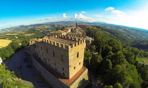 Borgo di Mondaino visto dall'alto