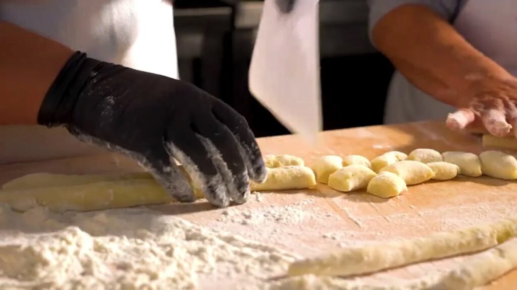 Instagram post from lavalledellevacanze. This post is in position 2.